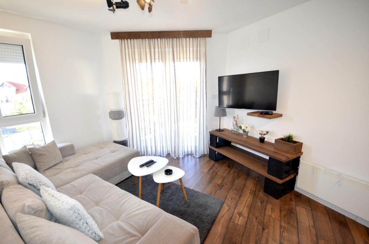 C L E A N&C O Z Y Apartmani Divčibare Exteriör bild