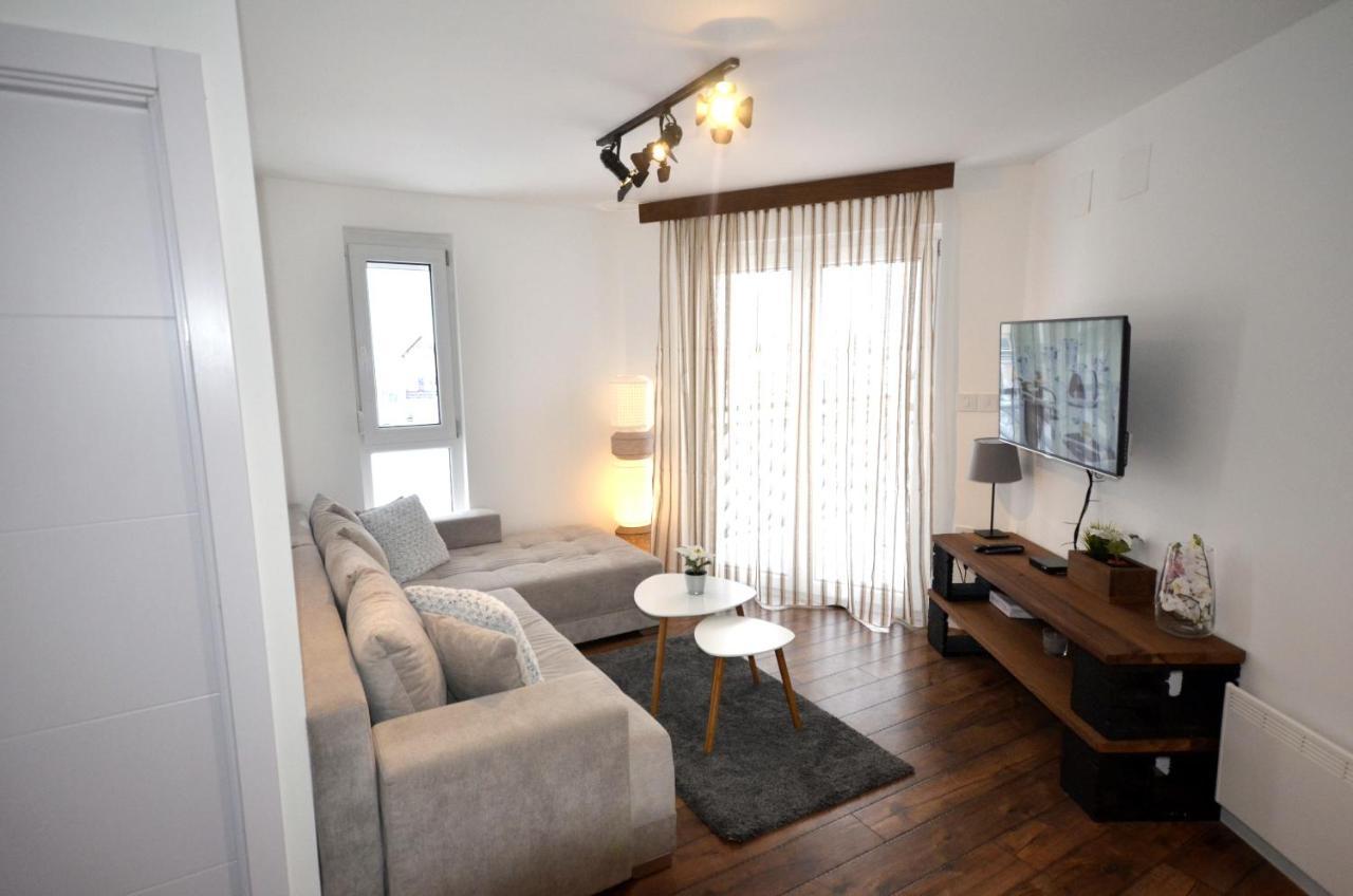 C L E A N&C O Z Y Apartmani Divčibare Exteriör bild